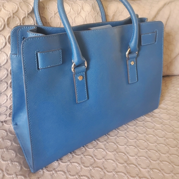 Michael Kors NWOT Large Steel Blue Hamilton Leather Handbag with Lock and Key - Picture 2 of 3